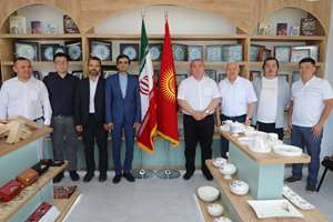 افتتاح انجمن زبان فارسی در قرقیزستان؛ «فارسی زبان شعر، فلسفه و دیپلماسی است»